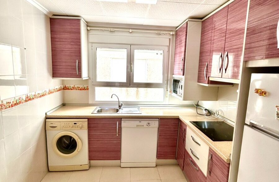 o_1jia9pf3t49hp8p1p8krf713b928