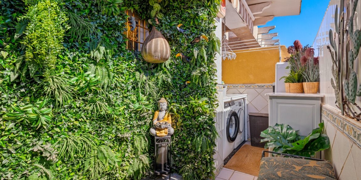 o_1jicif310t3e9f8du9c8bcqk38