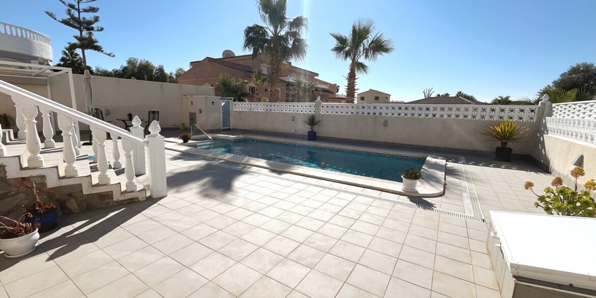 o_1jicirv8p1i0ve7l15b1anbujn2o