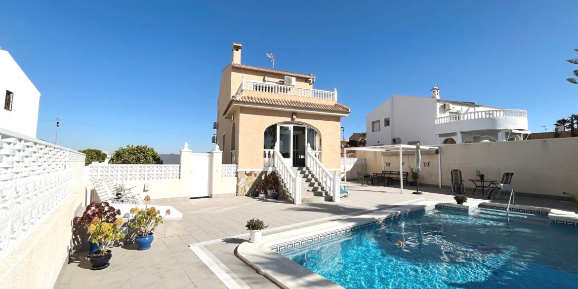 o_1jicirv8pem412naaqc1tgs10682m