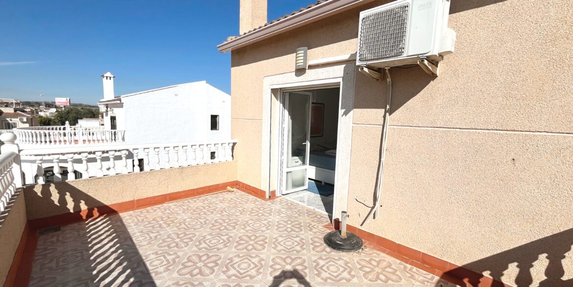 o_1jicirv8q16a6n7pa0cpj21arl3q