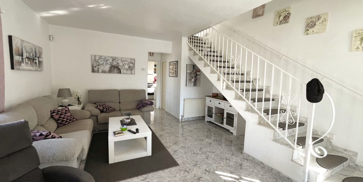 o_1jicirv8q1c65e5r1sof1qiepo33g