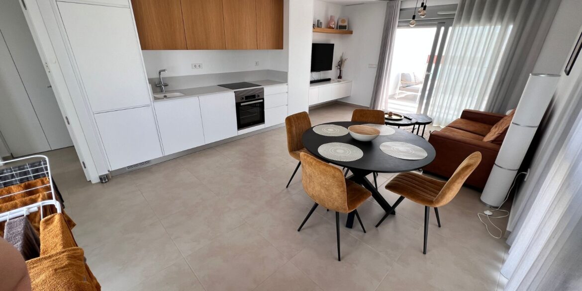 1028946_699d5b910acd6