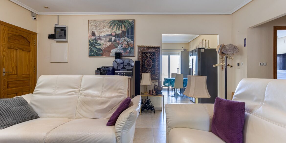 1140382_699d5be52fa51