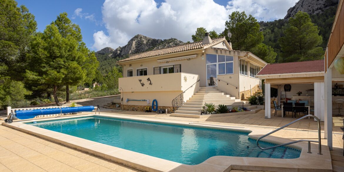 1140406_699d5bddc634d