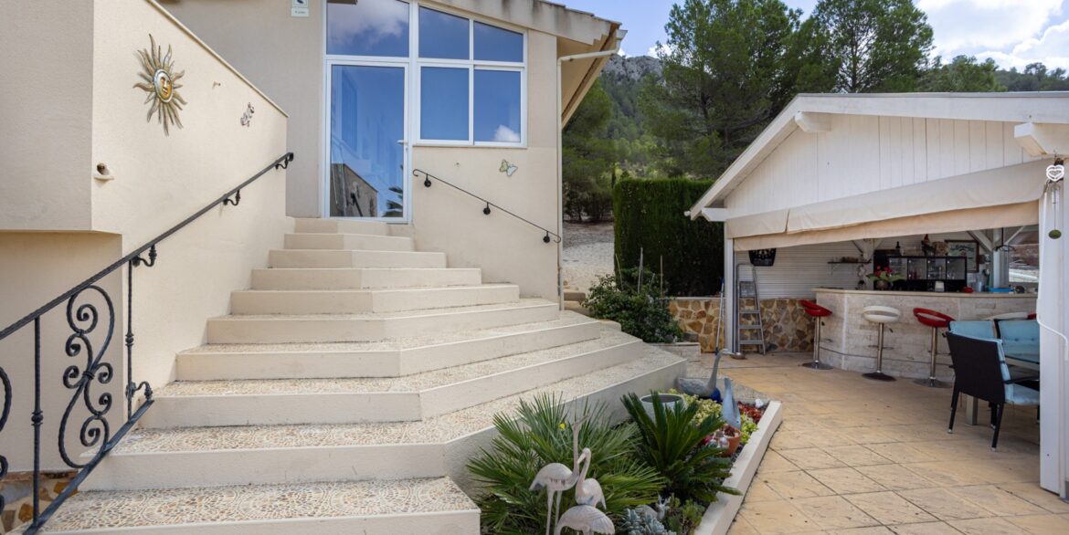 1140411_699d5b8edff3e