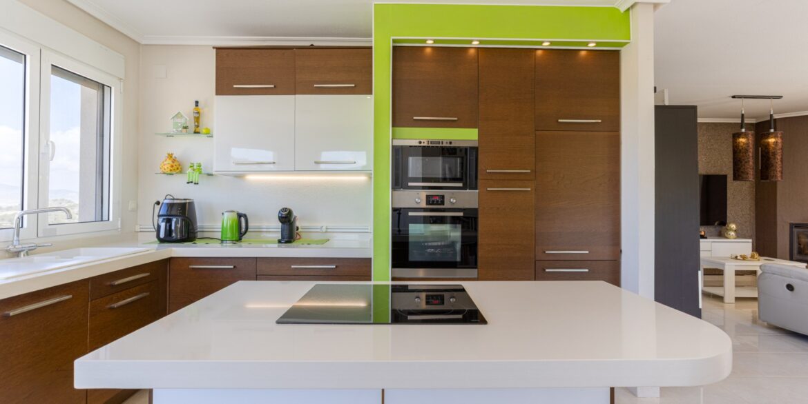 1141168_699d5bf872027