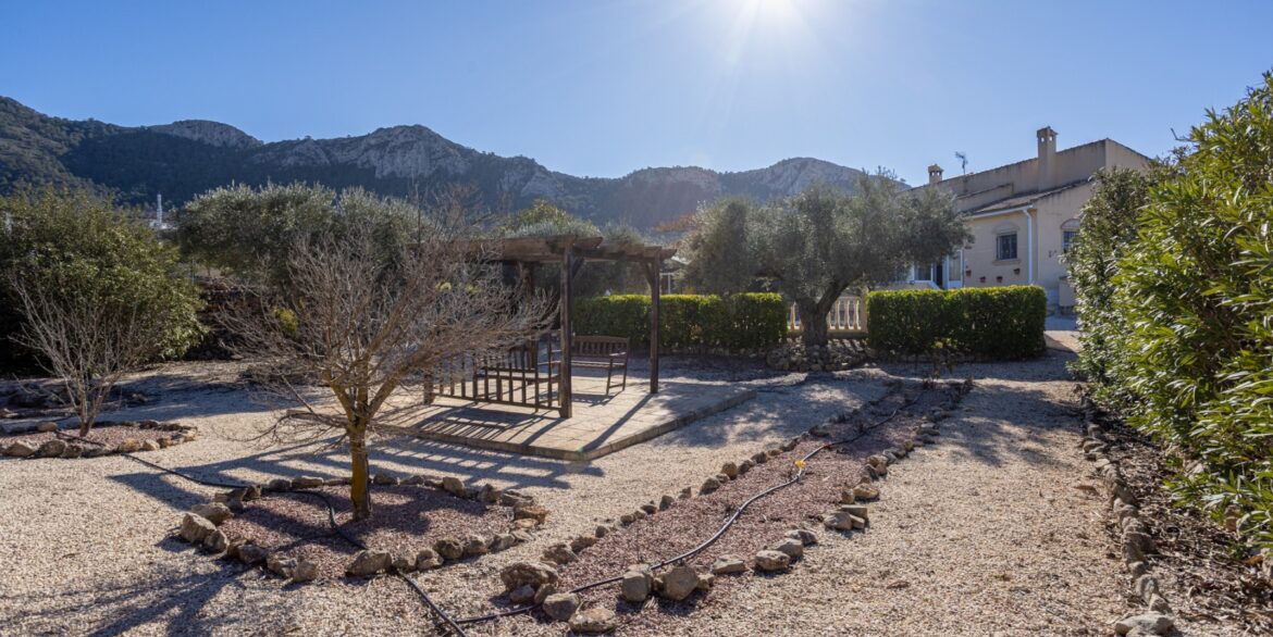 1227995_699d5bd6ed7cd