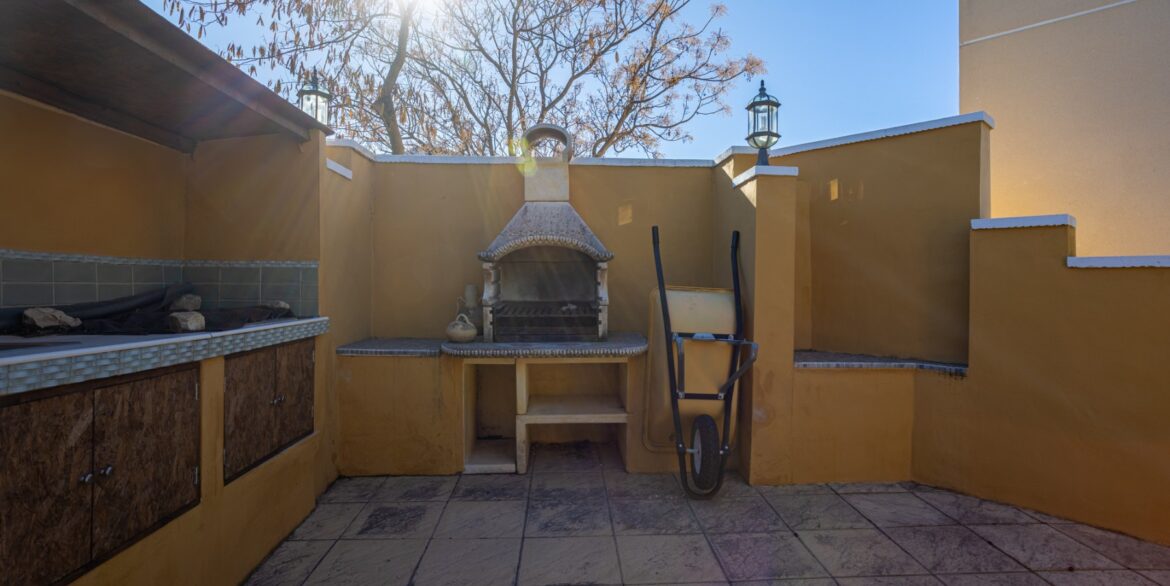 1228002_699d5be15c1a8