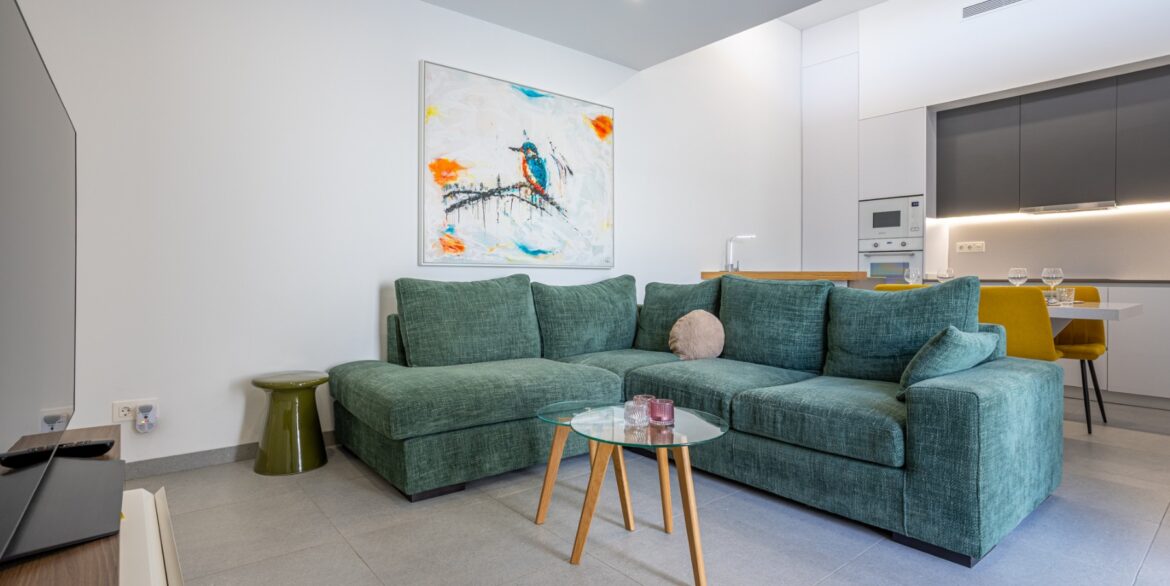 1243659_699d5bdf4875a