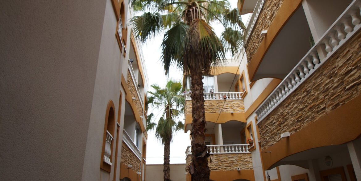 136504_694129c08a4db