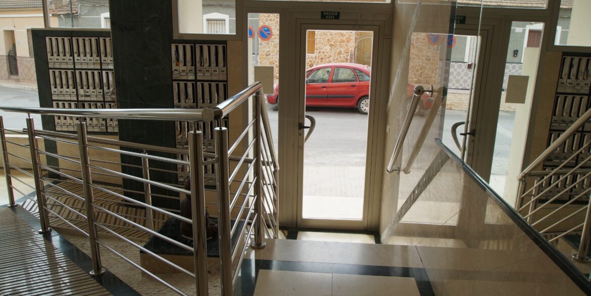 136505_694129c082c95