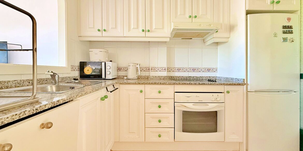 6961472590d28_IMG_9057