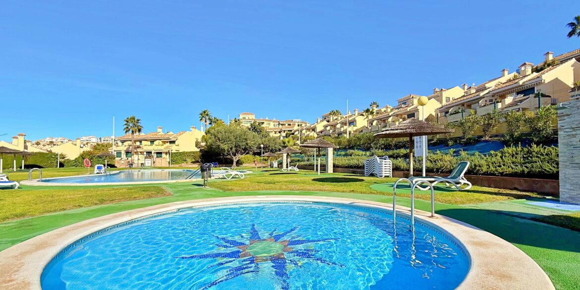 696147265449b_IMG_9073