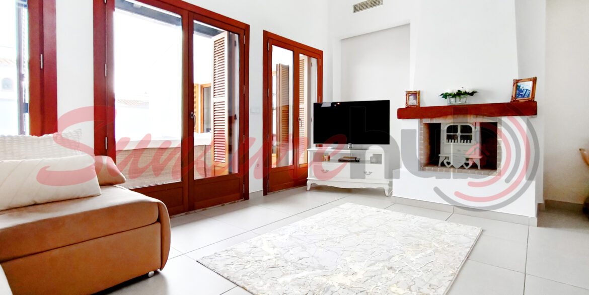 CasaCreative_SunSurehub_El_Valle_Azabache_Villa_main-living_06w-scaled