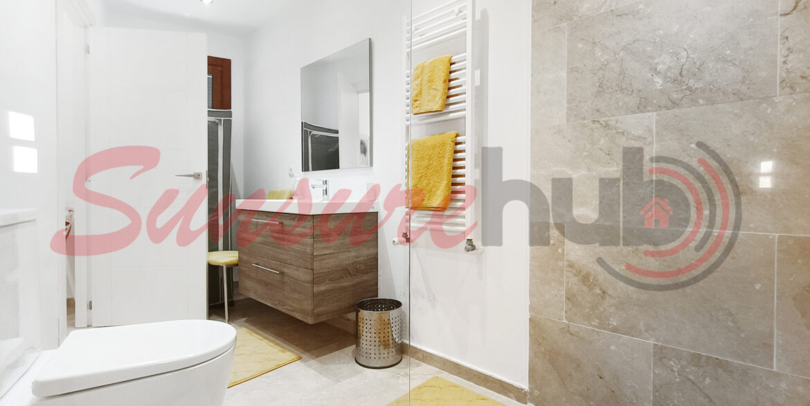 CasaCreative_SunSurehub_El_Valle_Opalo_Villa_04_bathroom1_03w-1-scaled