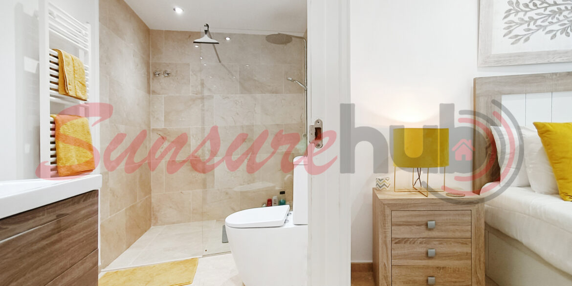 CasaCreative_SunSurehub_El_Valle_Opalo_Villa_04_bathroom1_04w-1-scaled