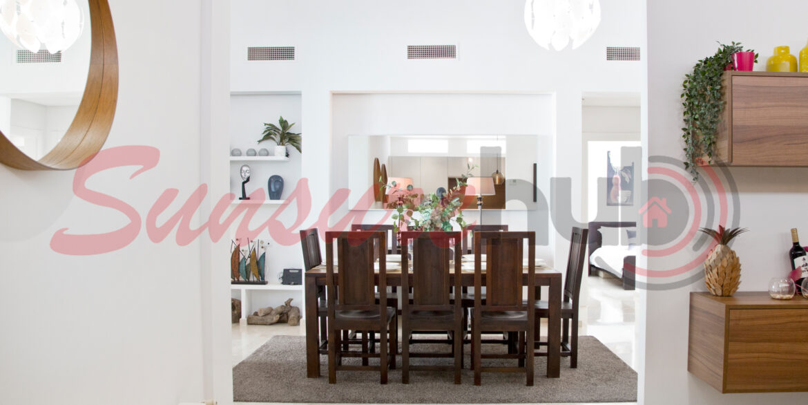 CasaCreative_SunSurehub_El_Valle_Opalo_Villa_04_dining-room_06w-scaled
