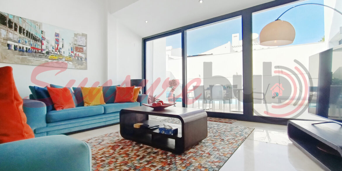 CasaCreative_SunSurehub_El_Valle_Opalo_Villa_04_main-living_06w-scaled