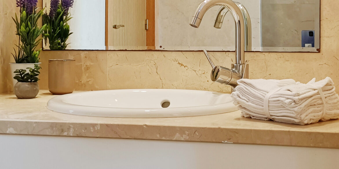 El-Valle-Galena-Villa-Bathroom-03-scaled