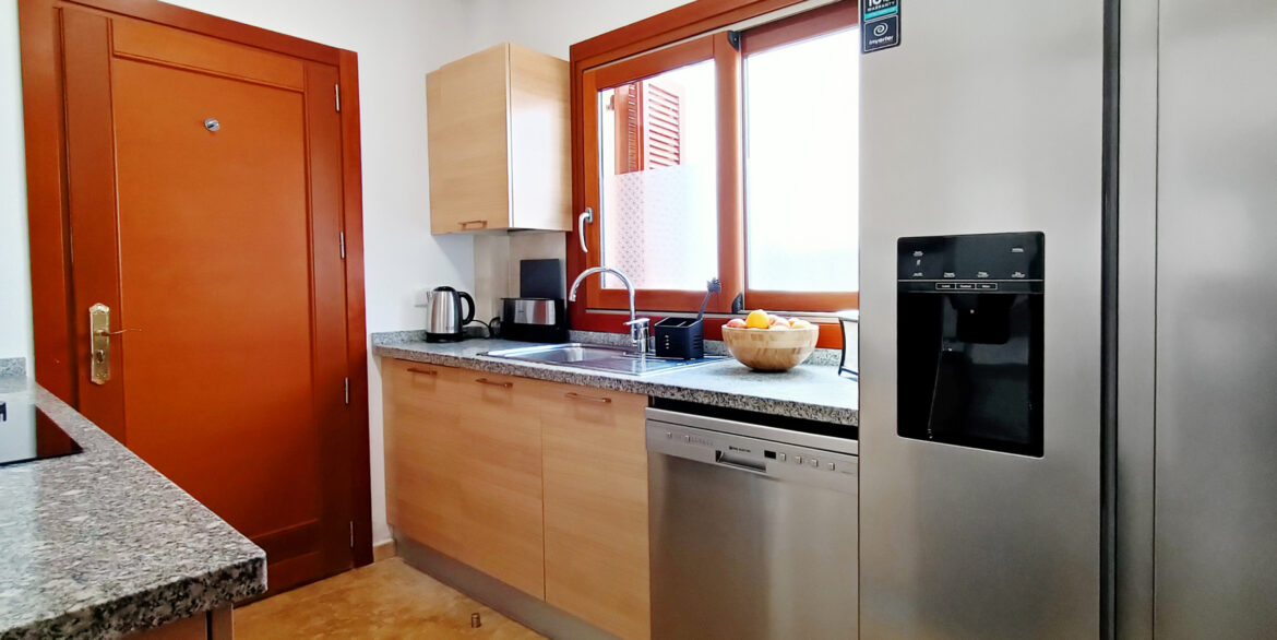 El-Valle-Galena-Villa-Kitchen-03-scaled