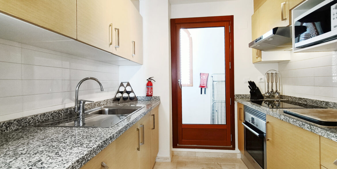 El-Valle-Ortosa-11-1A-Apt_-kitchen-03-scaled