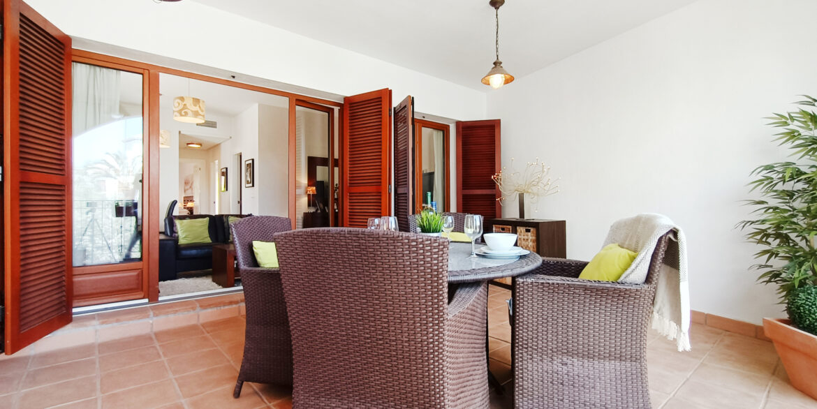 El-Valle-Ortosa-11-1A-Apt_-patio-08-scaled