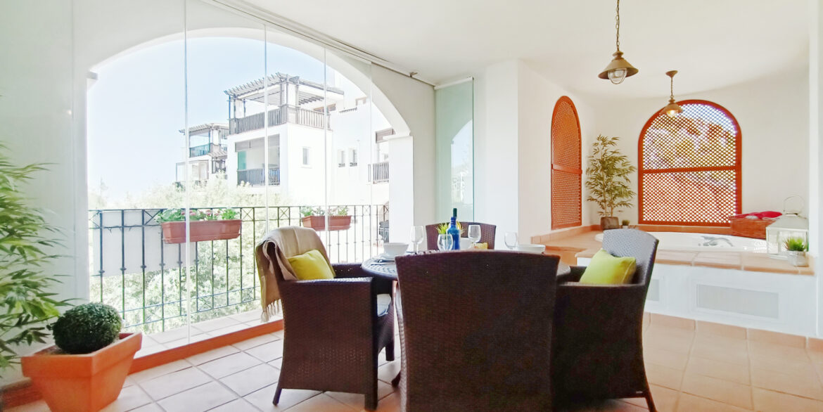 El-Valle-Ortosa-11-1A-Apt_-patio-11-scaled