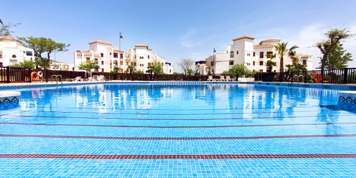 El-Valle-Ortosa-11-1A-Apt_Pool-03-scaled