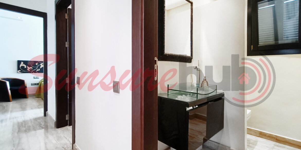 El-Valle-Rubi-Villa-32_-Bathroom2-01w-scaled