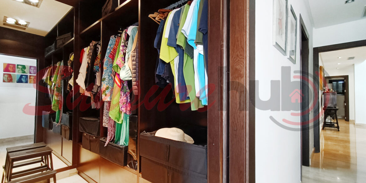 El-Valle-Rubi-Villa-32_-Bedroom2-04w-scaled