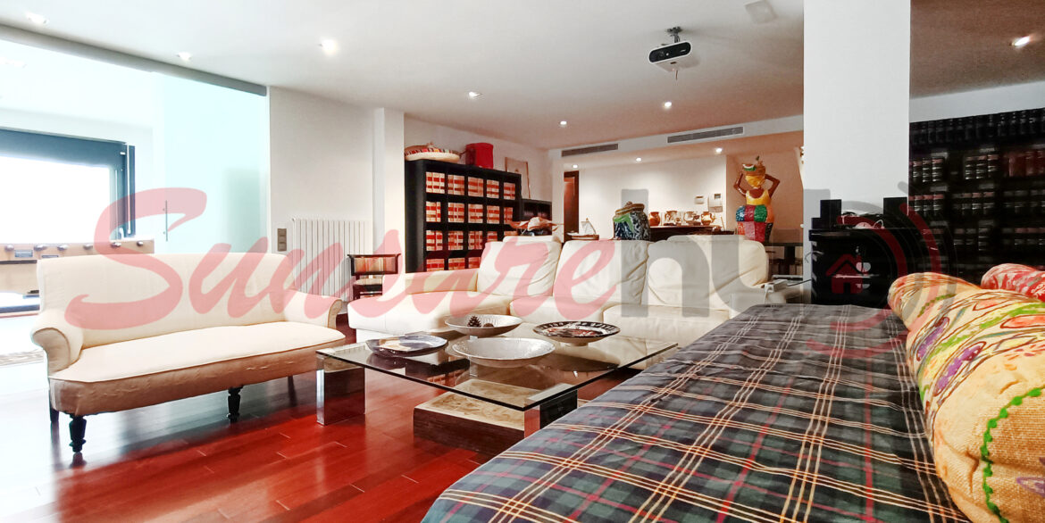 El-Valle-Rubi-Villa-32_-Dowstairs-main-living-area-02w-scaled