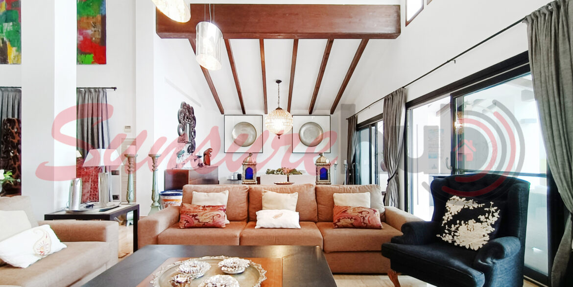 El-Valle-Rubi-Villa-32_-Main-Living-05w-scaled