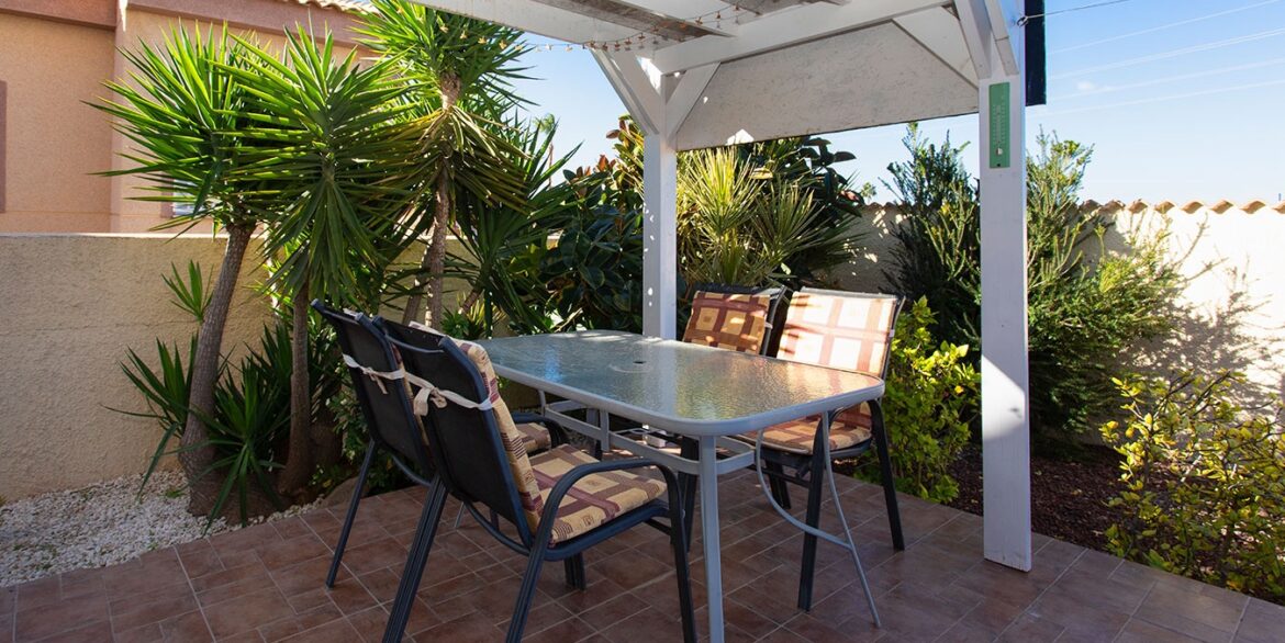 d699ea3ea83f48699ea3ea83f84