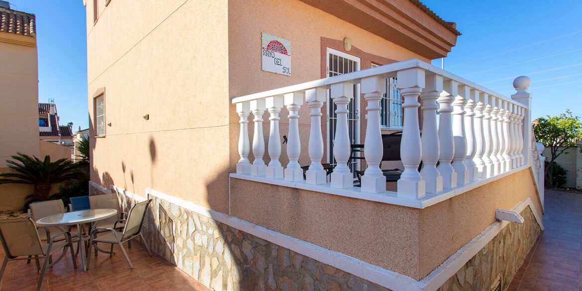 d699ea3eb57156699ea3eb57195