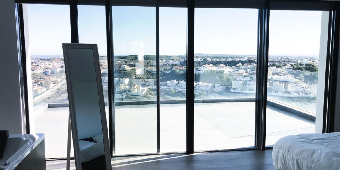 frontpic14-GL001-1280x960