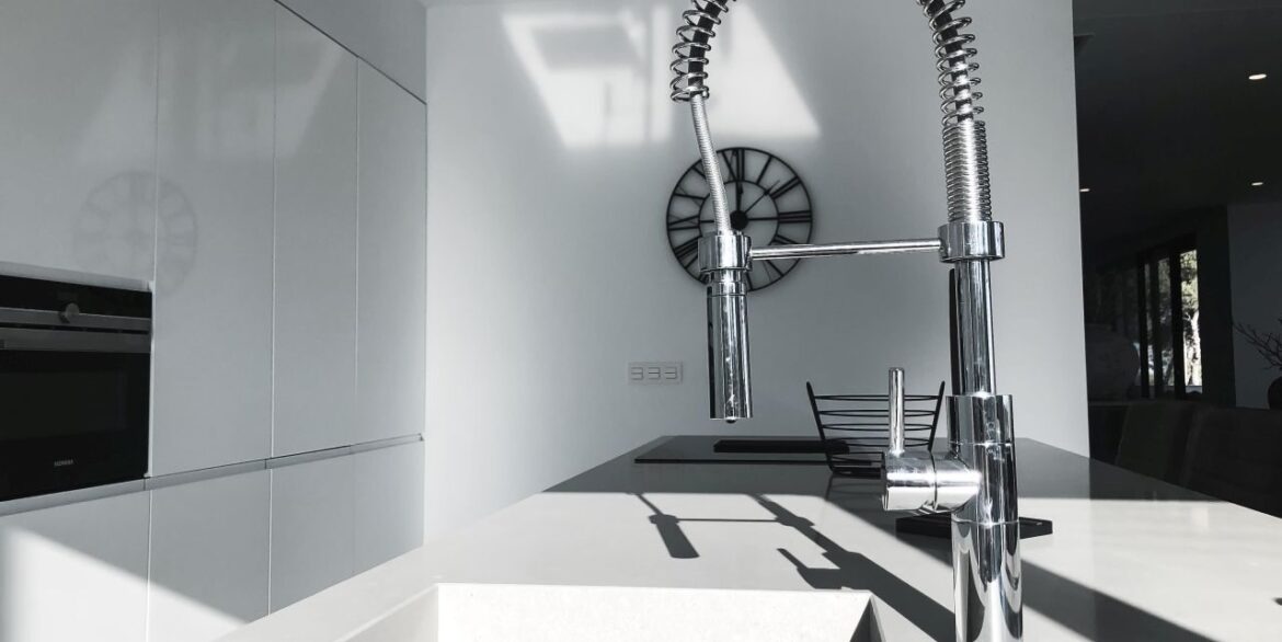 frontpic17-GL001-1280x960