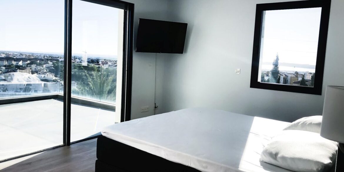 frontpic22-GL001-1280x960