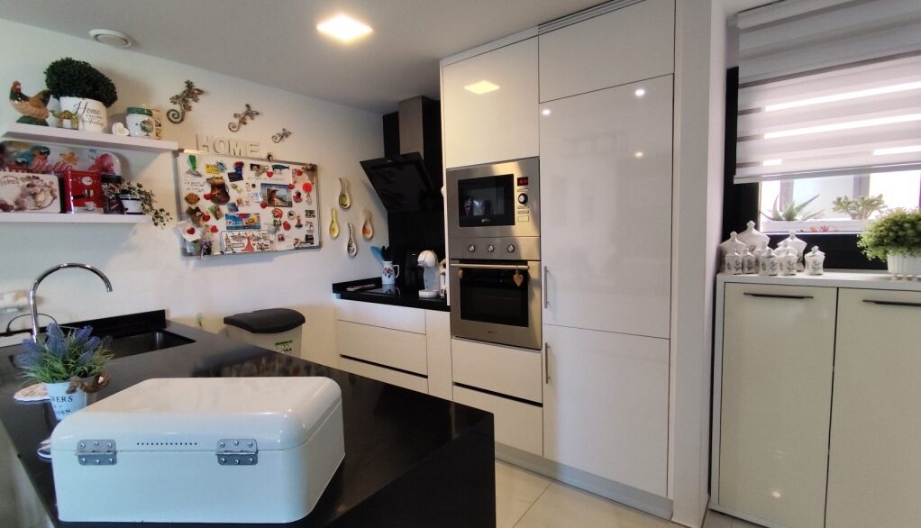 full_1471248_64972504