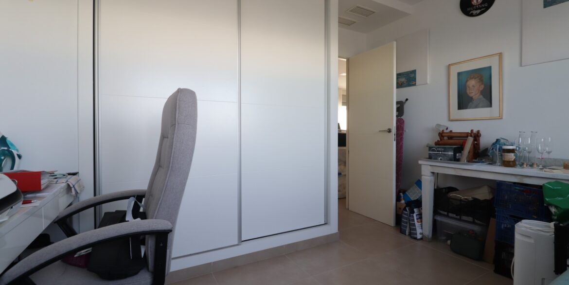 o_1ih7uqc18i77r8817glcqoivc2f