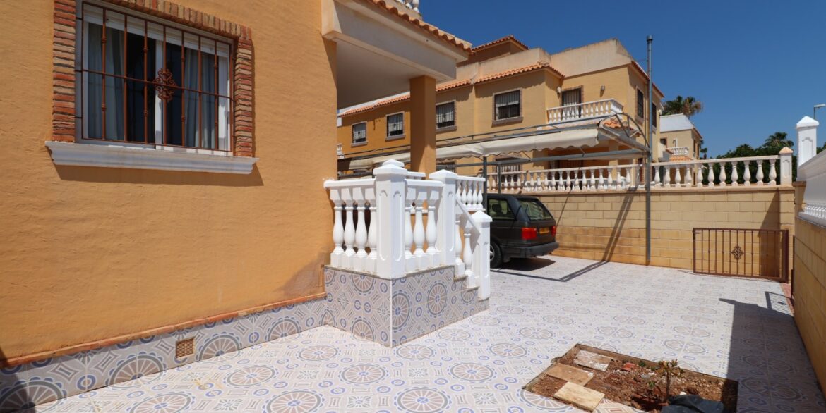 o_1ival3rp313289a91kv34211bnr2g