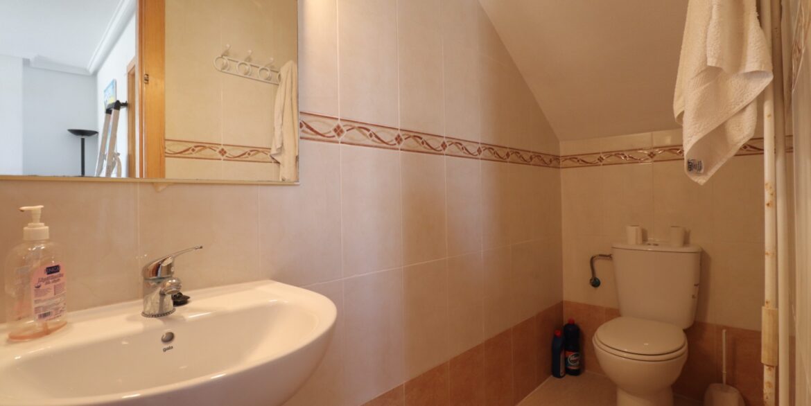 o_1ival3rp3glpl0qufp11fhs5u29