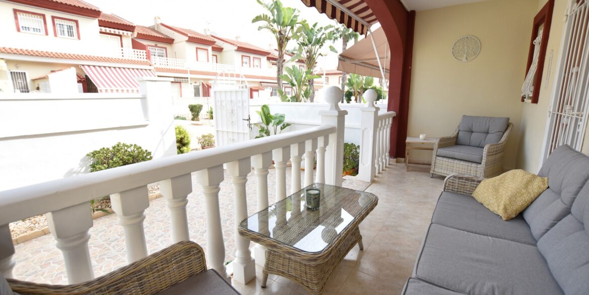 o_1j8lgovkm1vqgt3h1ha712rm39j66