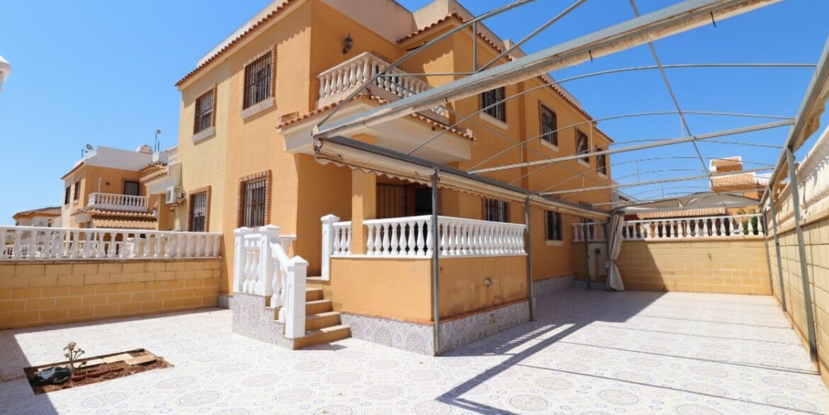 o_1j8o7dcf31hkdeoocjqpbi4ic17