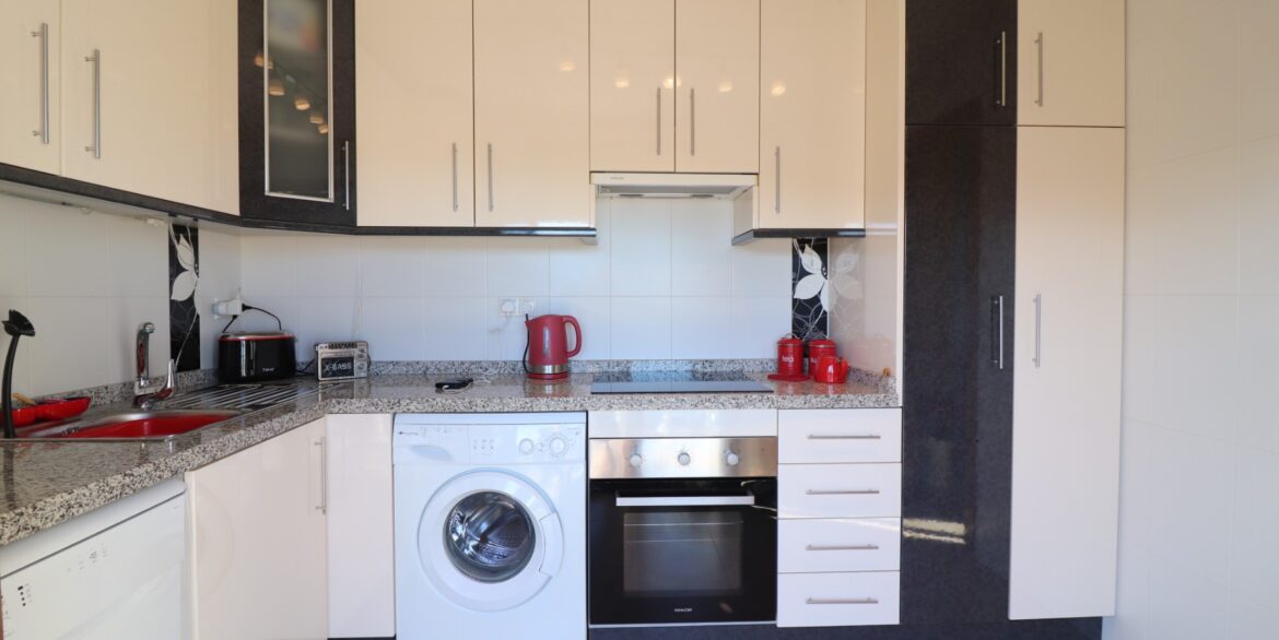 o_1jatl0d7ilimvp21ojco4sgei25