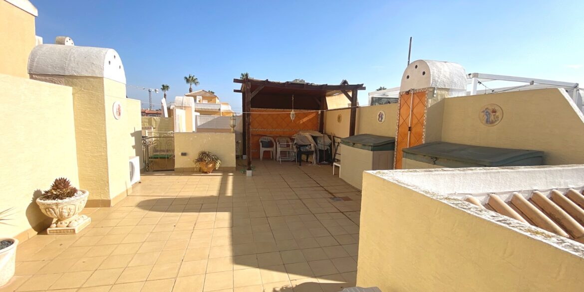 o_1jc461n3jtqt1l006gb2np1uum2t