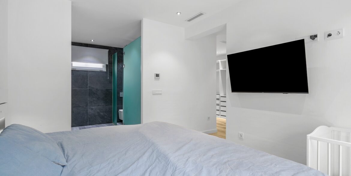 o_1je70sco41781iehpm0stm1tv54a