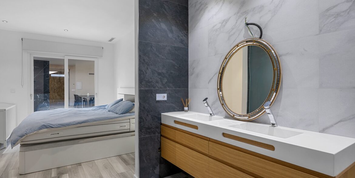 o_1je70sco41fjs42bllpk4tee4e