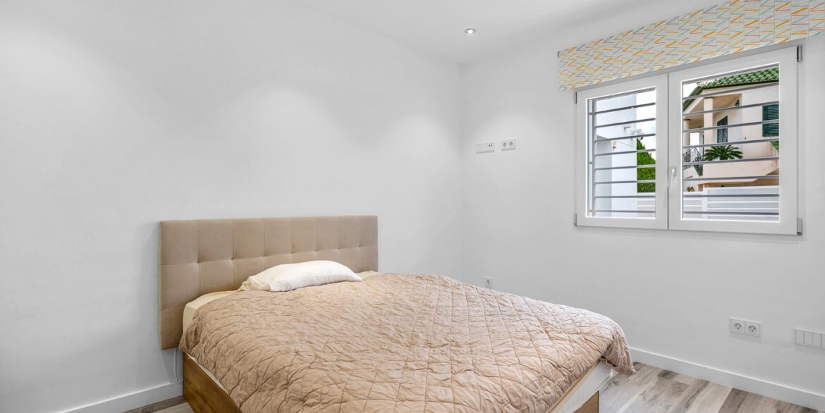 o_1je70sco41hrnhqienjdrlel42