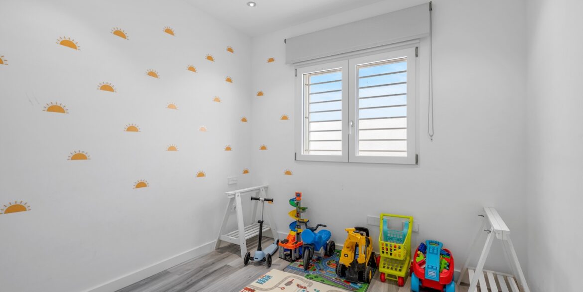 o_1je70sco4bht1vc7ie01is8dmq40